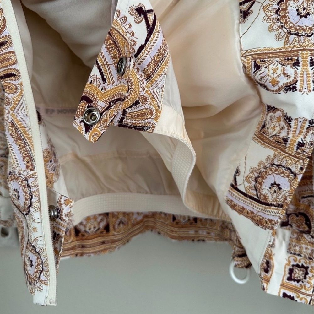 Free People ✨Golden day✨New ✨ Multicolor Patterned Jacket - Picture 9 of 15